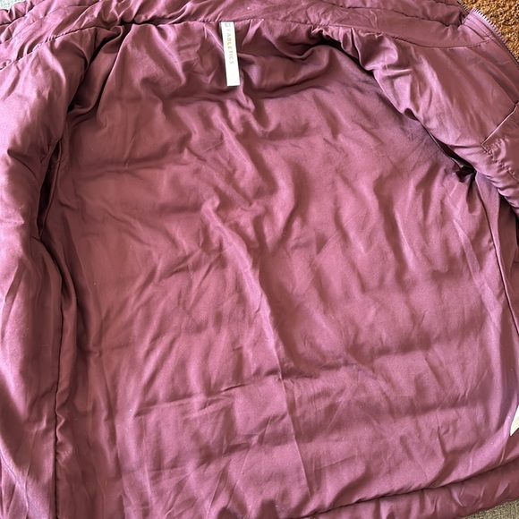 Fabletics puffer jacket - Picture 6 of 10